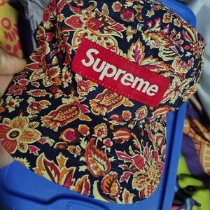 Supreme Floral Cap ( Authentic)